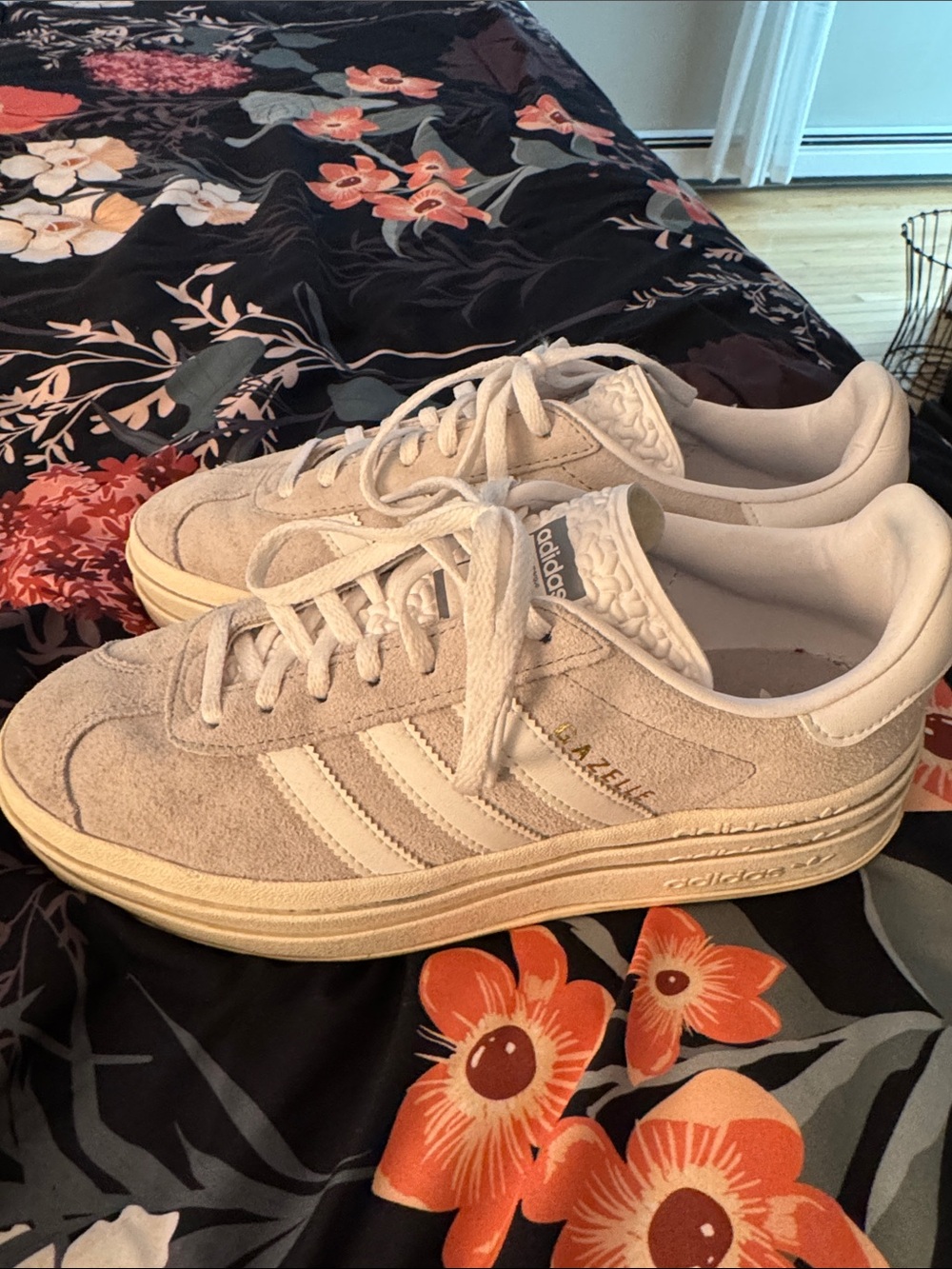 GAZELLE BOLD SHOES